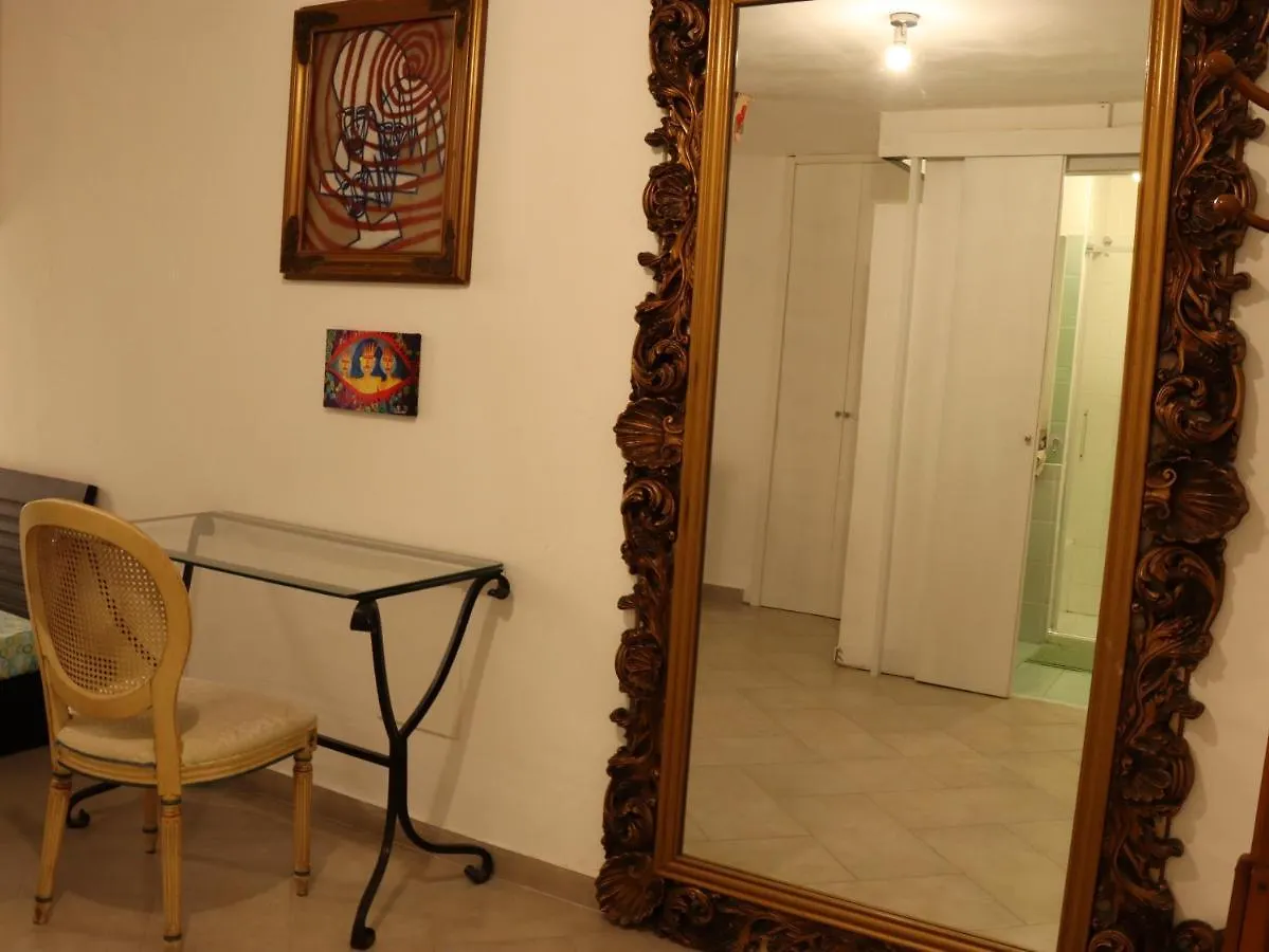 Viaggio Nel Cuore Dell'Arte Naples 0*,  Italy